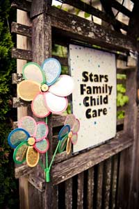 stars-childcare-sign
